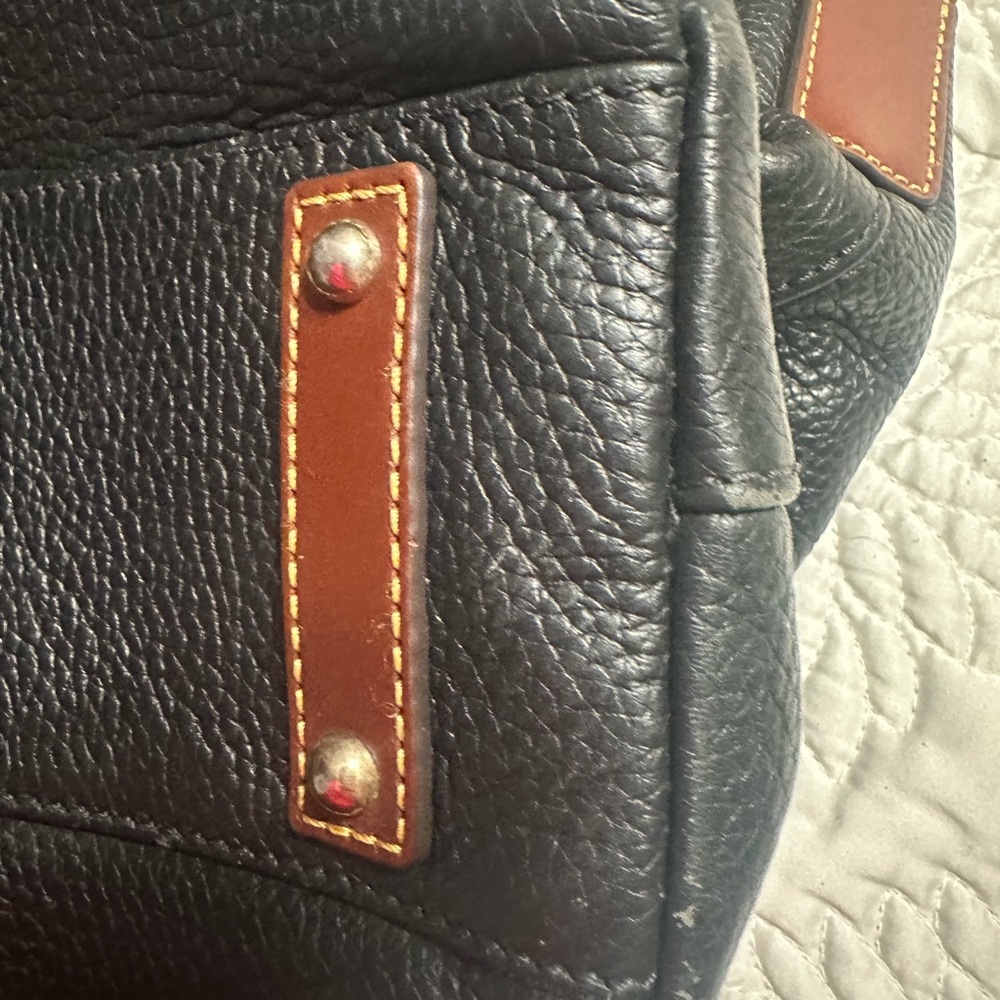 Dooney & Bourke black & brown leather shoulder bag with gold “C” ring/clasp. - Picture 3 of 13